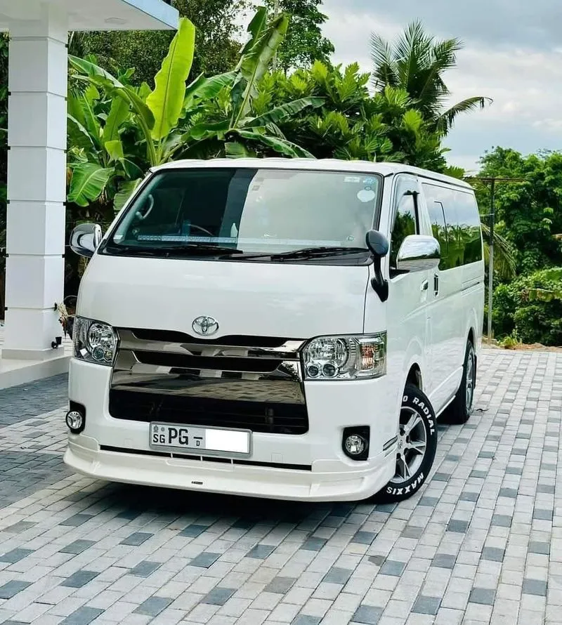 Flat Roof Vans - Flat Roof Van
